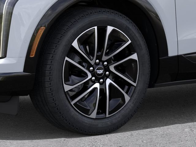 New 2027 Cadillac Optiq Sport w/ LPO, Floor Liner Package AWD/4WD image 9
