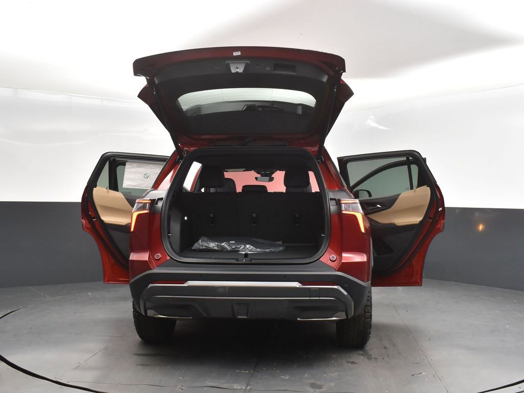 New 2026 Chevrolet Equinox ACTIV w/ Convenience Package III AWD/4WD image 52