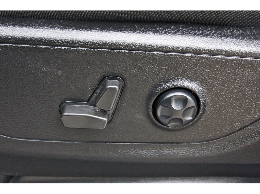 Used 2021 RAM 1500 Big Horn RWD image 28