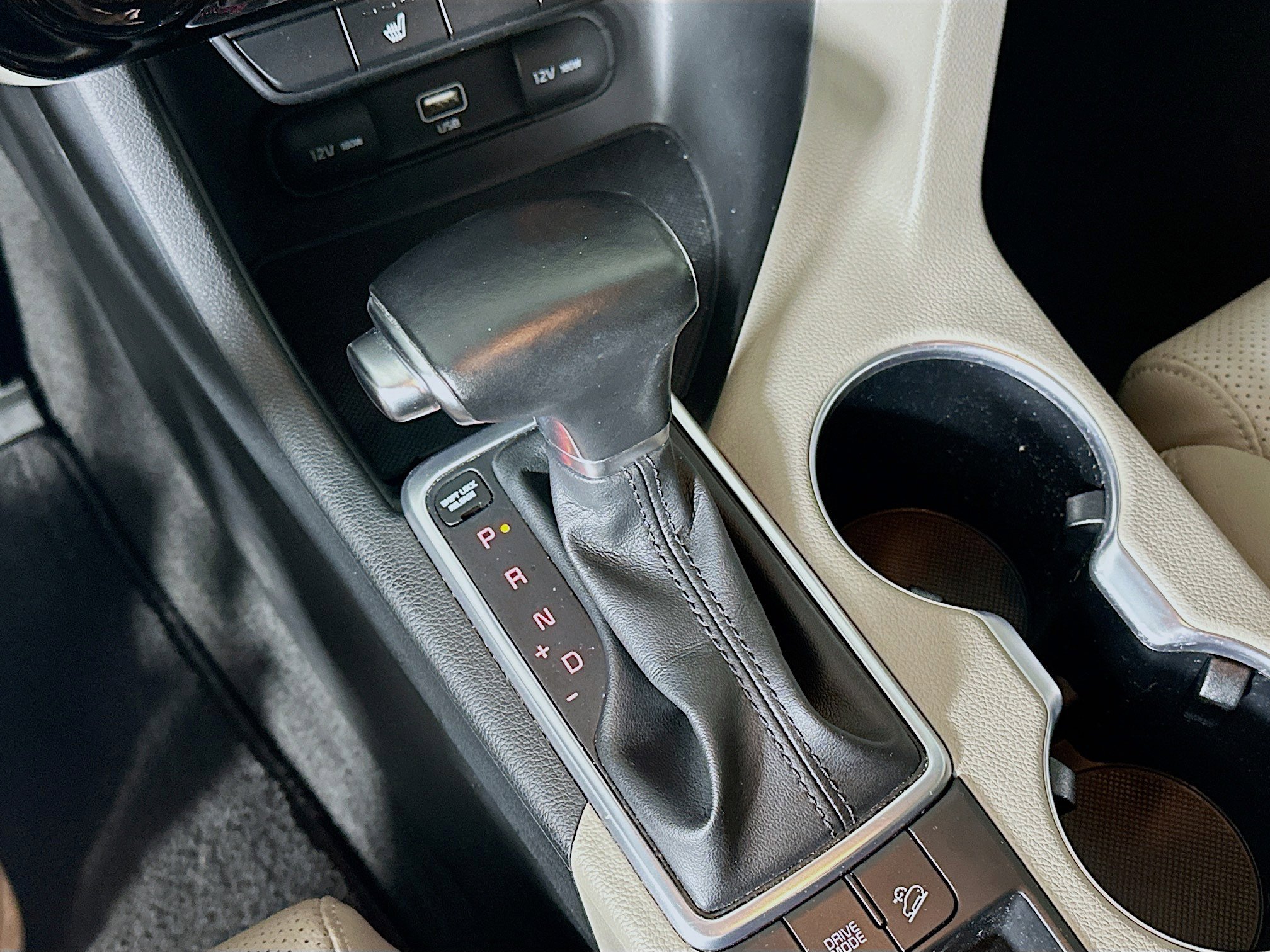 Used 2020 Kia Sportage EX image 24