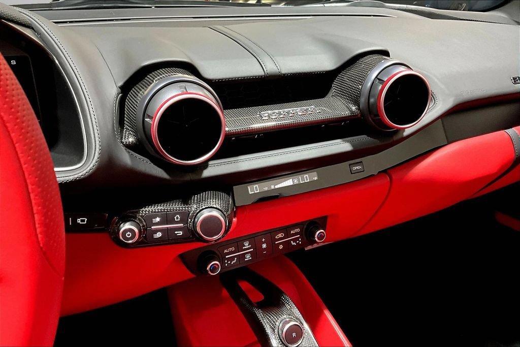 Used 2021 Ferrari 812 GTS RWD image 10