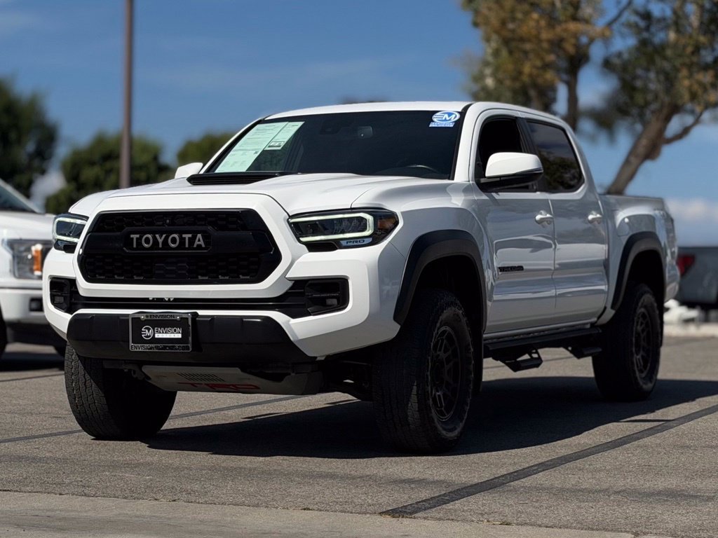 Used 2023 Toyota Tacoma TRD Pro AWD/4WD image 4