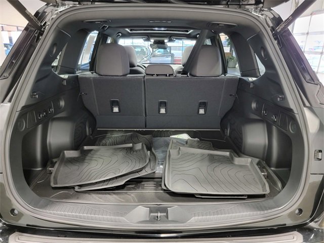 Used 2025 Subaru Forester Premium w/ Convenience Package #1 image 37