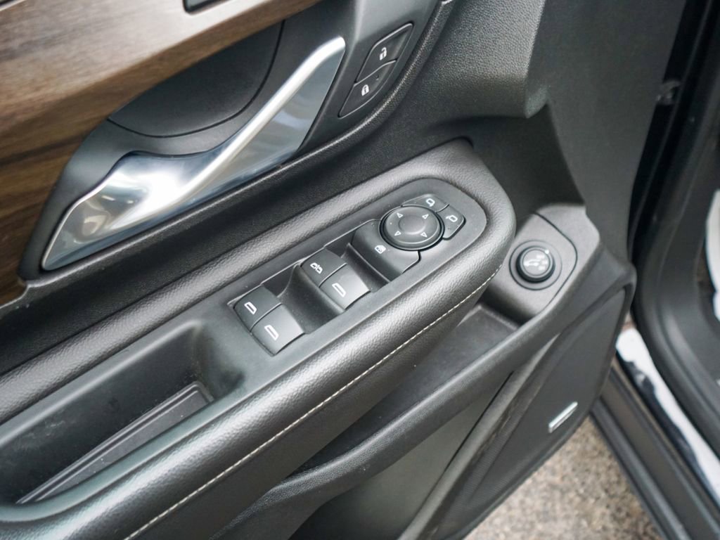 Used 2018 GMC Terrain Denali w/ Advanced Safety Package image 14