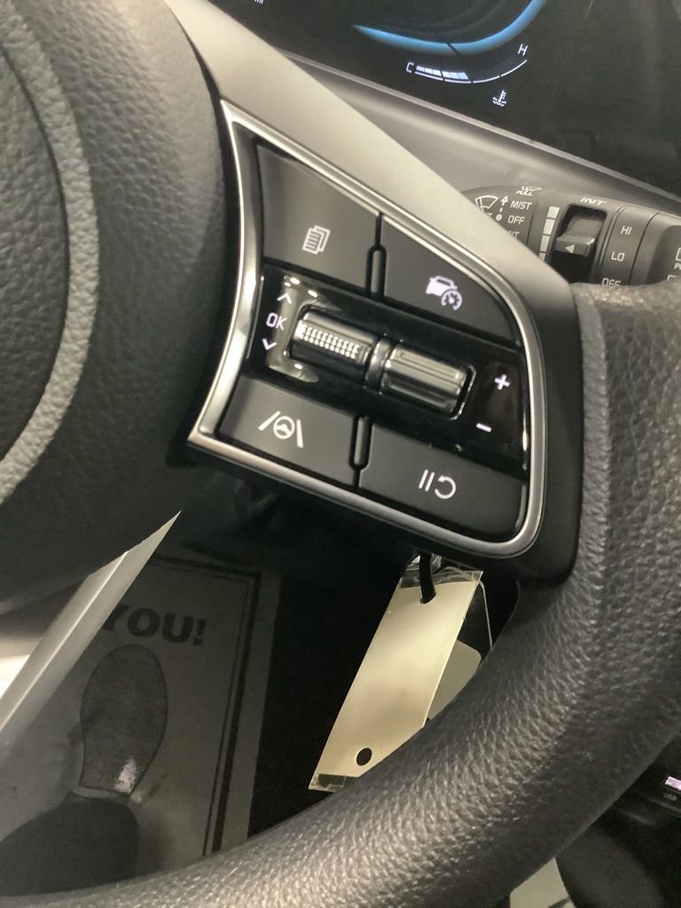 Certified 2025 Kia Seltos LX image 15