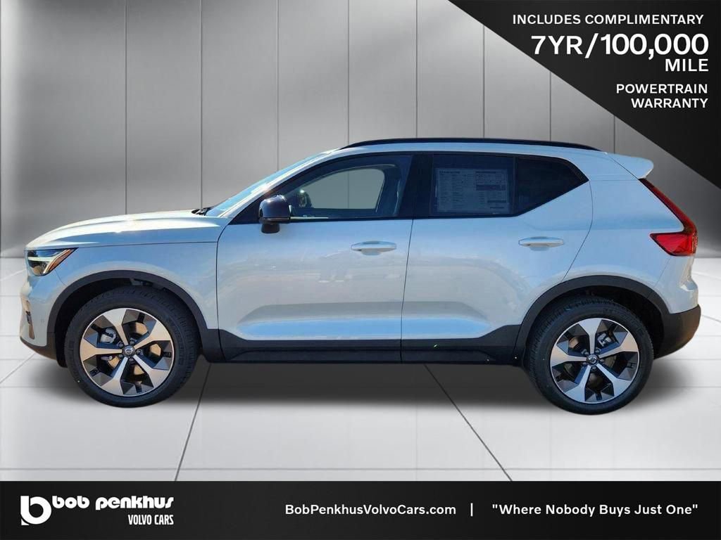 New 2026 Volvo XC40 B5 Plus w/ Protection Package Premier image 26