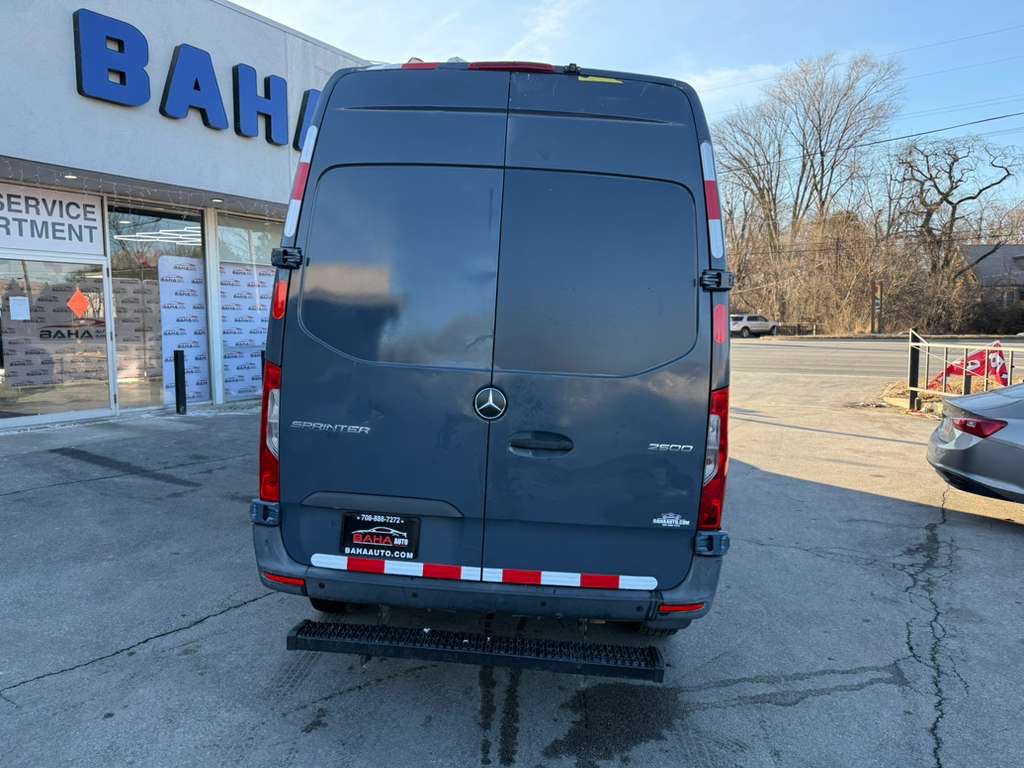 Used 2019 Mercedes-Benz Sprinter 144 image 5