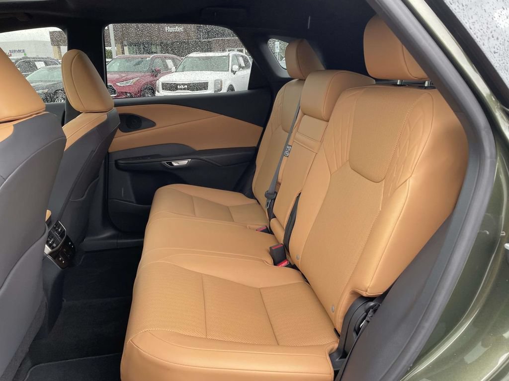 Used 2025 Lexus RX 350 Premium w/ Accessory Package (K3) FWD image 3