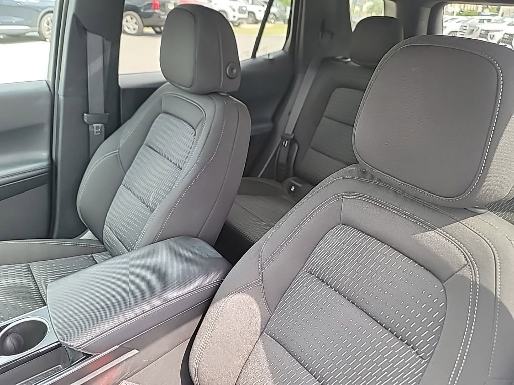 Used 2025 Chevrolet Equinox LT FWD image 8