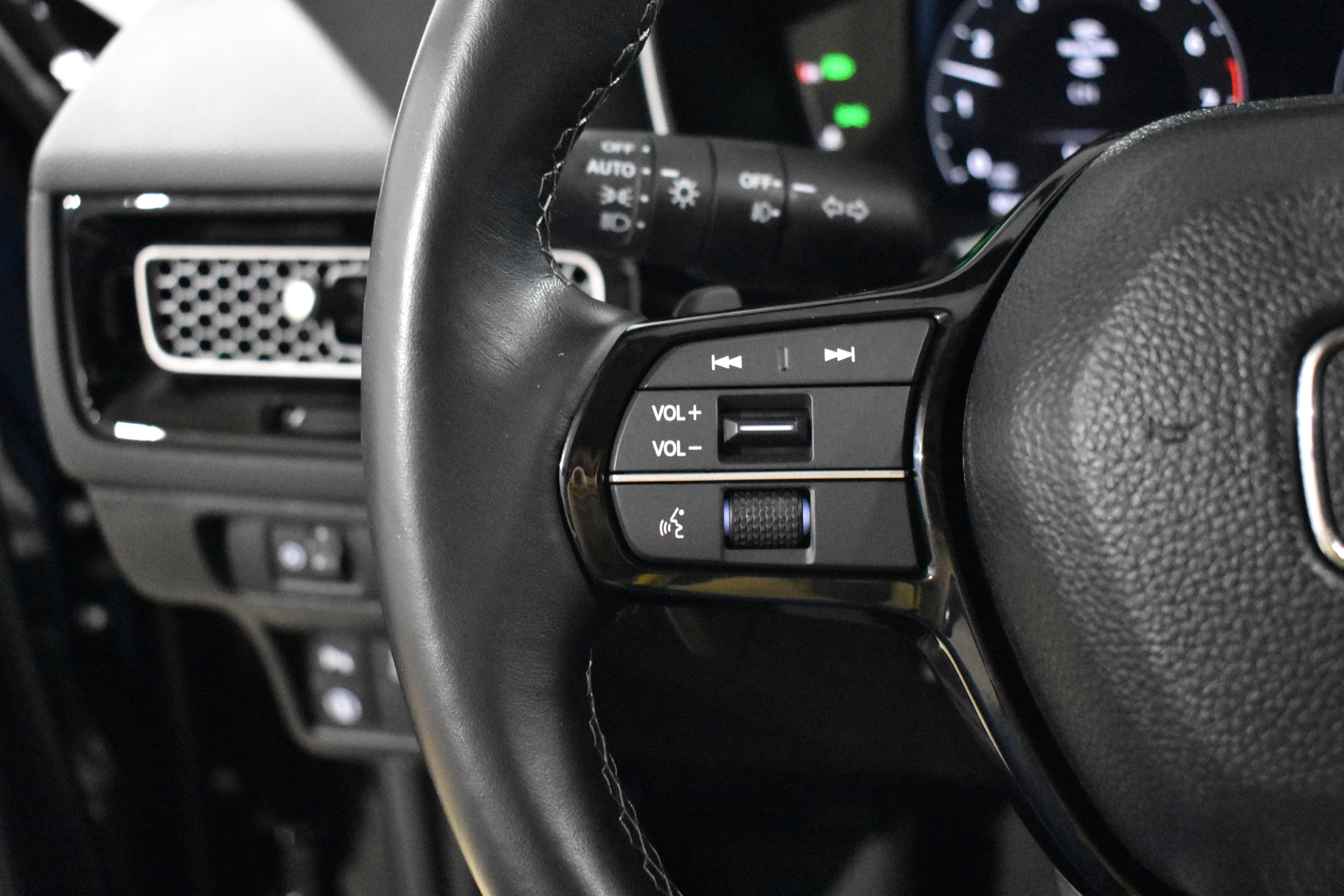 Certified 2024 Honda Civic Touring image 18