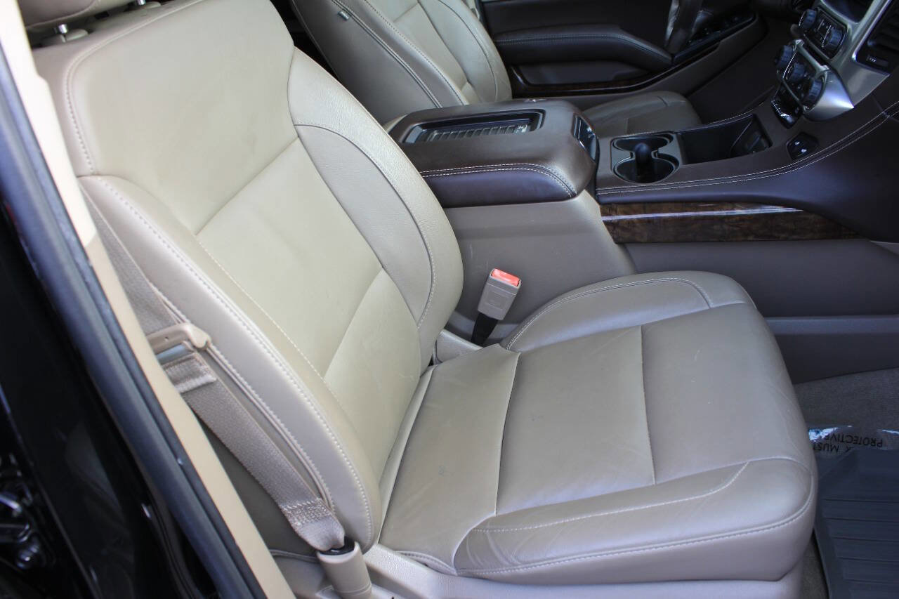 Used 2016 Chevrolet Tahoe LT w/ LT Signature Package image 21