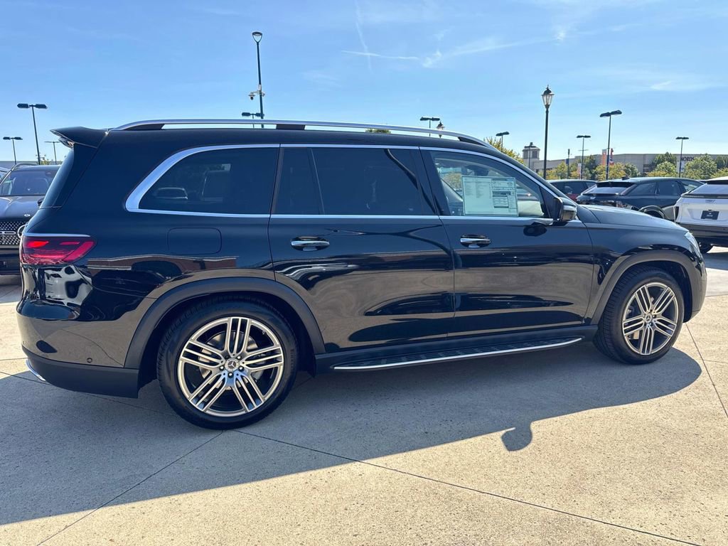 New 2026 Mercedes-Benz GLS 450 4MATIC image 7