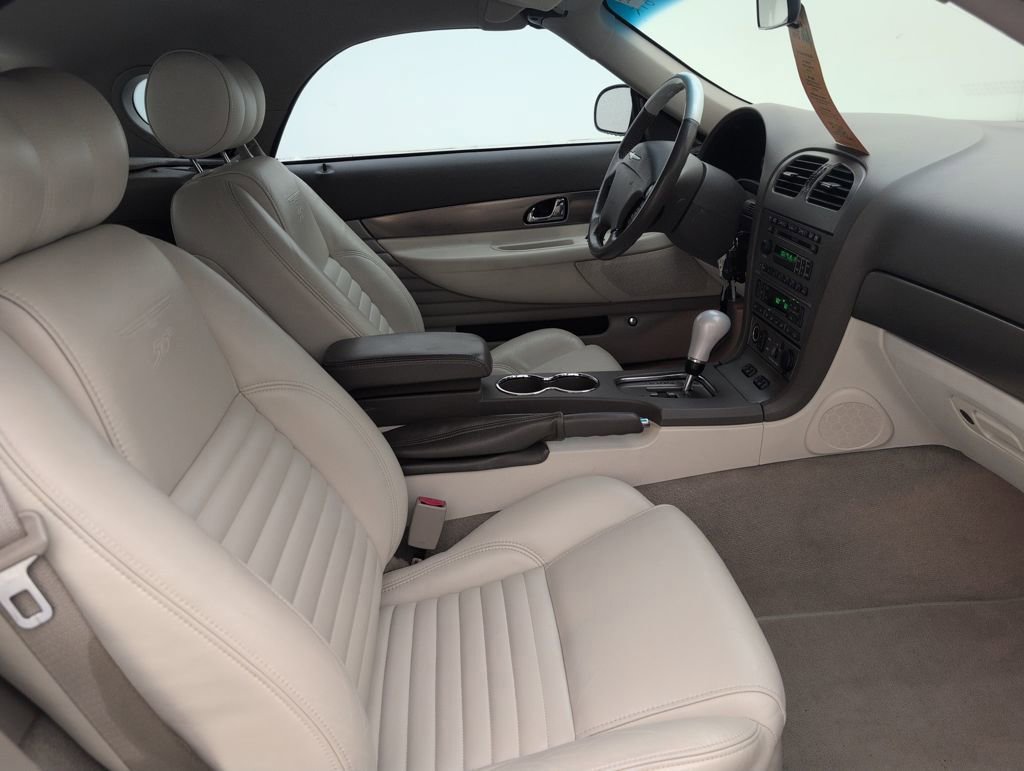 Used 2005 Ford Thunderbird 50th Anniversary image 15