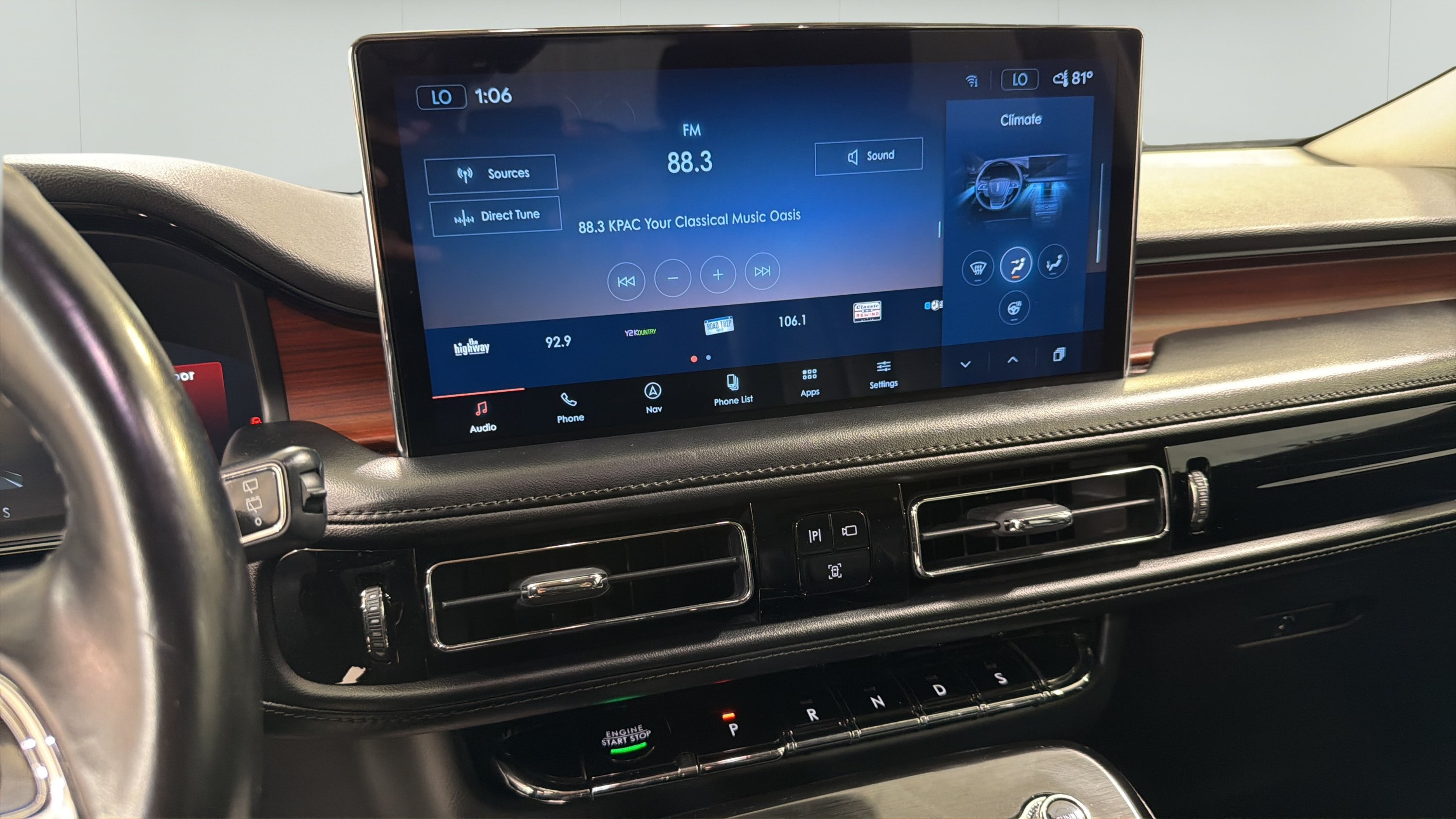 Certified 2022 Lincoln Nautilus Reserve FWD image 9