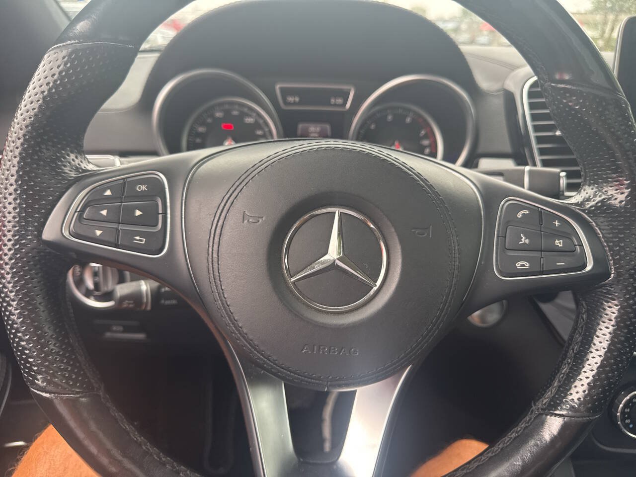 Used 2017 Mercedes-Benz GLS 550 4MATIC image 17