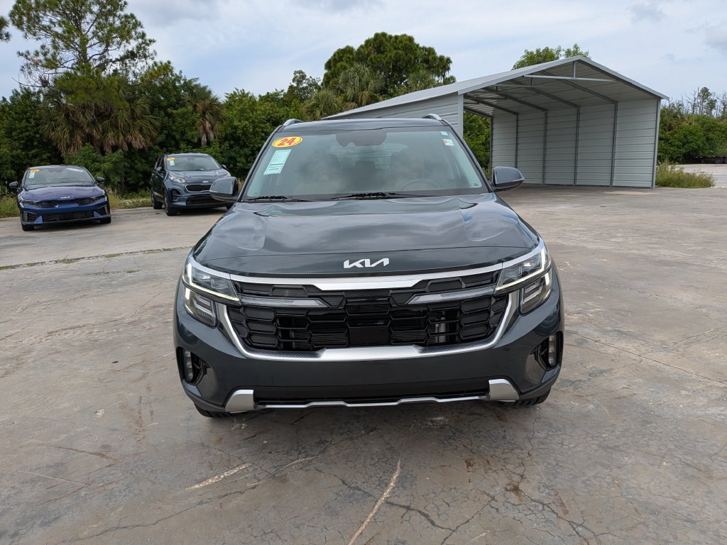 Certified 2024 Kia Seltos SX AWD/4WD image 3
