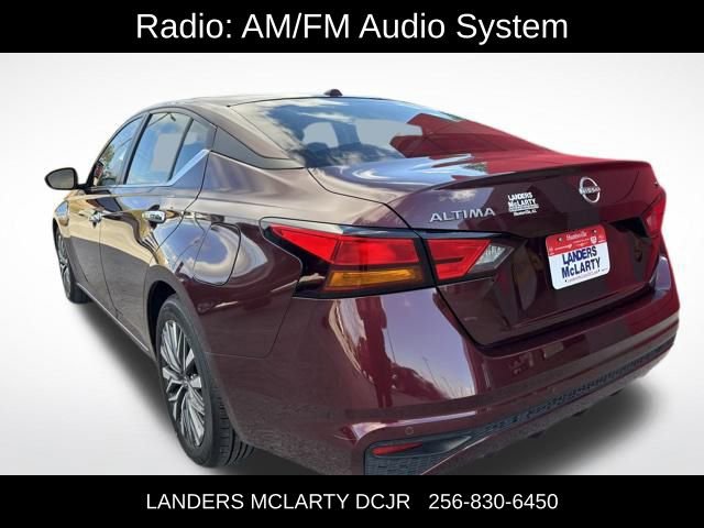 Used 2024 Nissan Altima 2.5 SV image 4