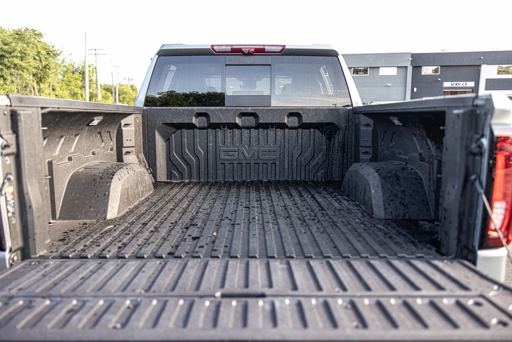 Used 2026 GMC Sierra 1500 Denali w/ Denali Reserve Package AWD/4WD image 15