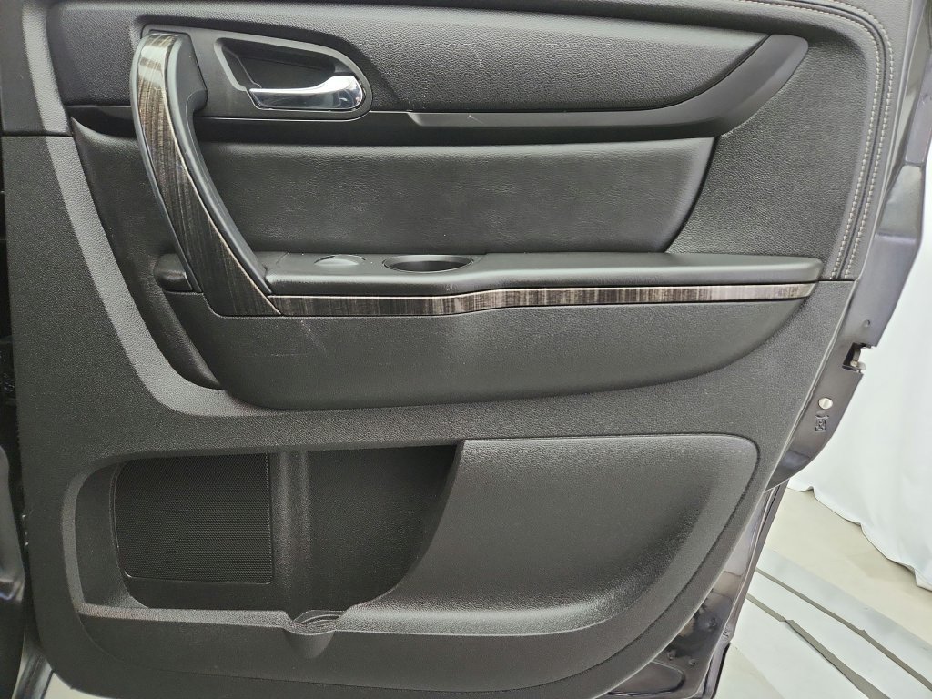 Used 2015 GMC Acadia SLT AWD/4WD image 32