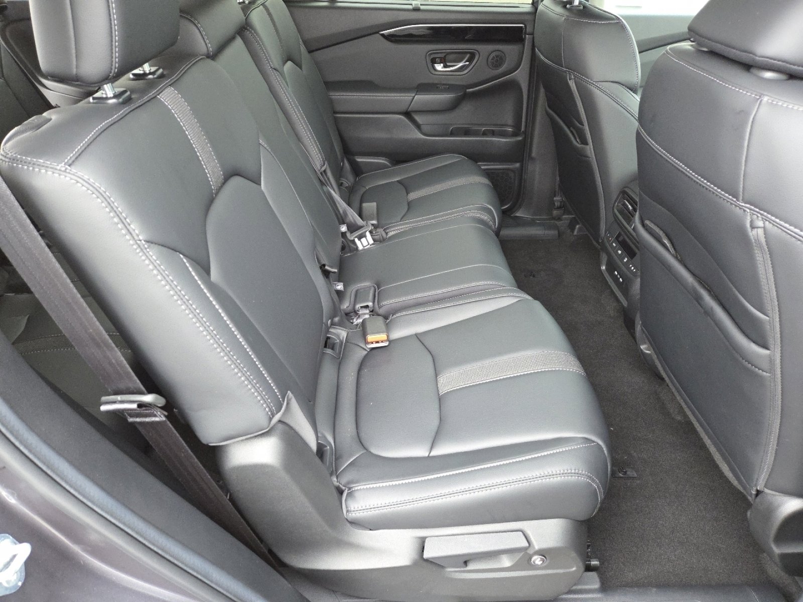 Used 2025 Honda Pilot EX-L image 22