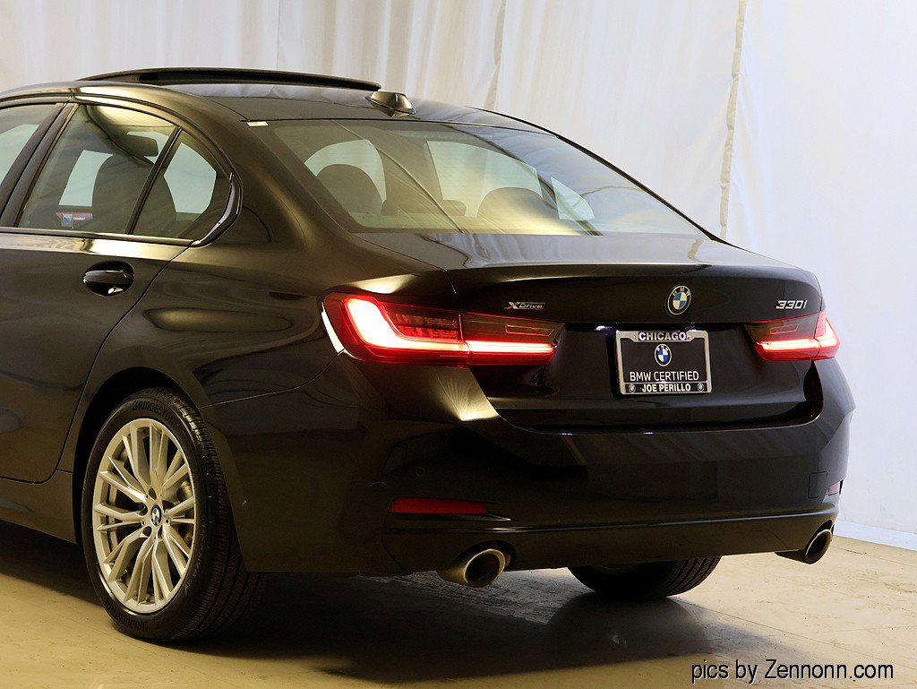 Certified 2023 BMW 330i xDrive Sedan w/ Driving Assistance Package image 8