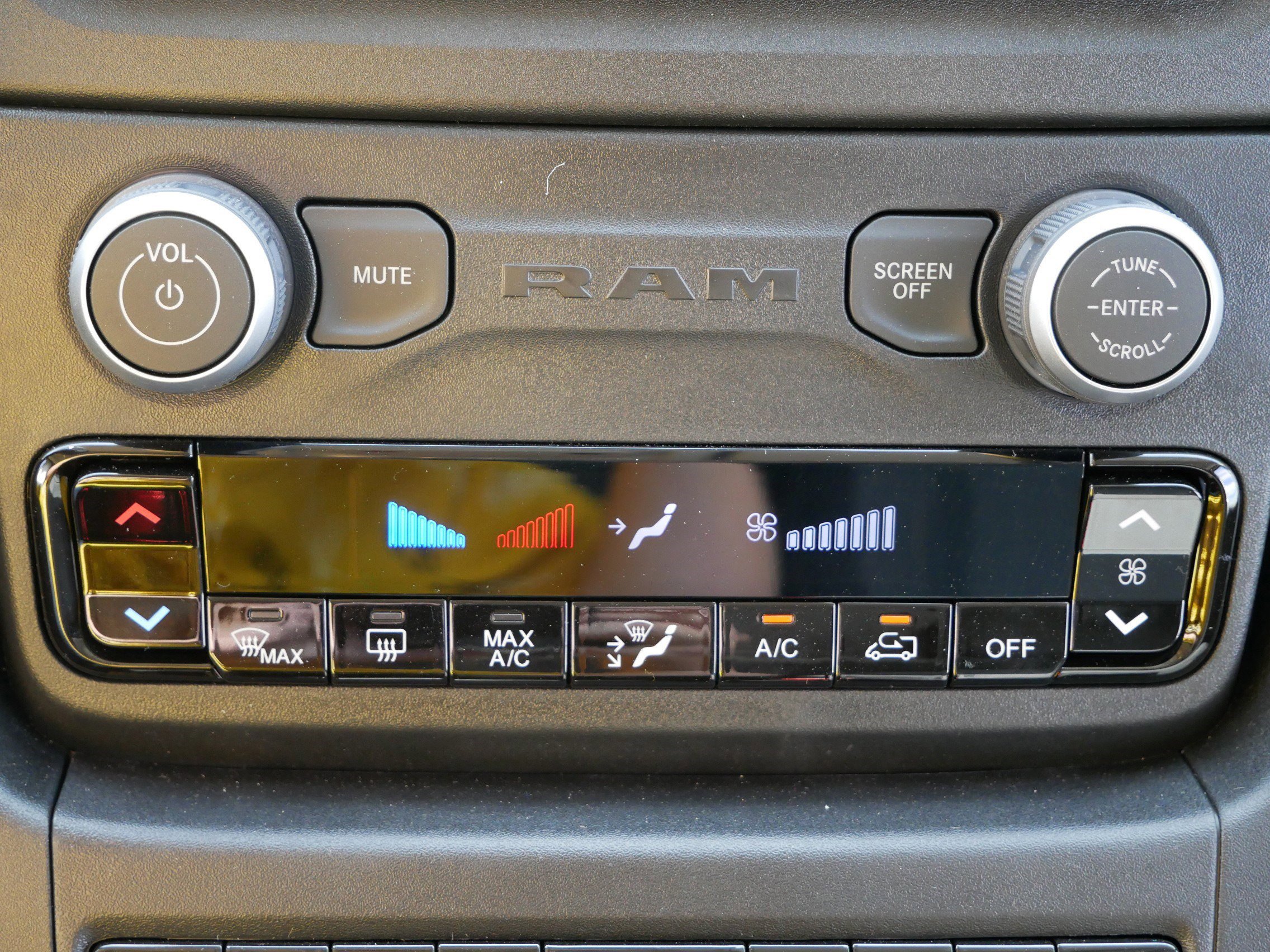 New 2026 RAM ProMaster 1500 w/ Power Group FWD image 17