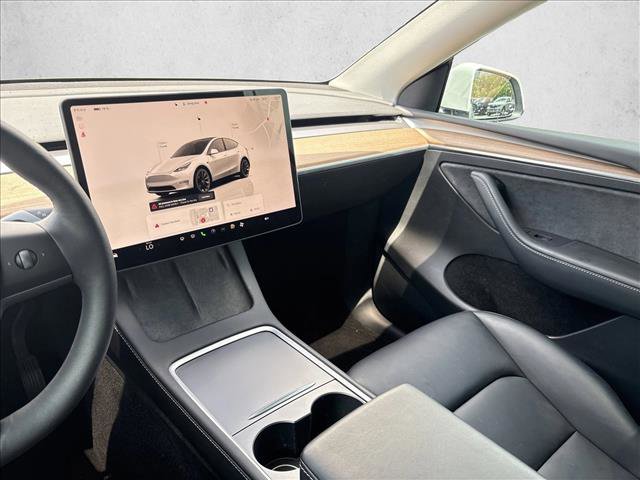 Used 2023 Tesla Model Y Long Range AWD/4WD image 14