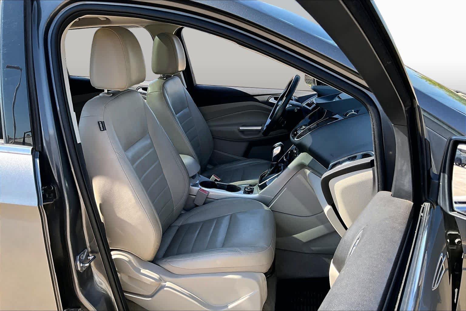 Used 2013 Ford Escape SEL FWD image 9