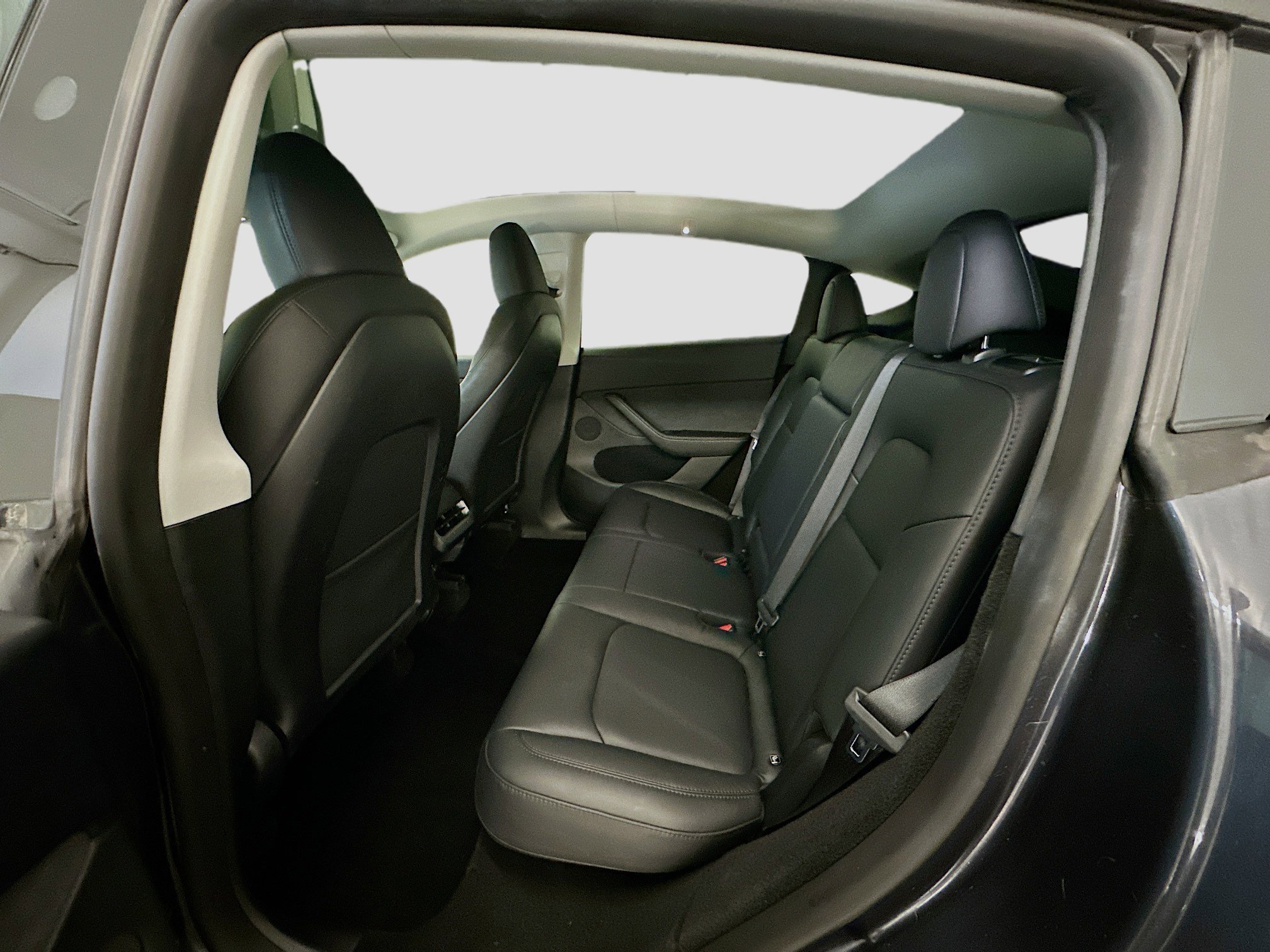 Used 2024 Tesla Model Y Long Range image 28