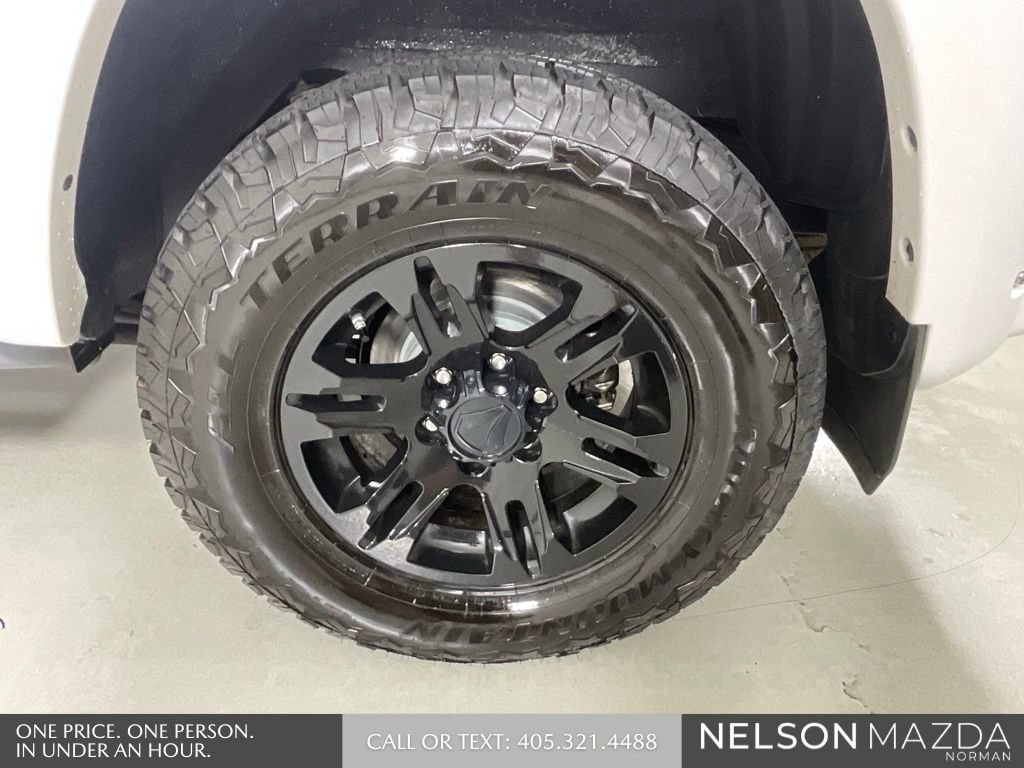 Used 2016 Toyota 4Runner SR5 AWD/4WD image 10