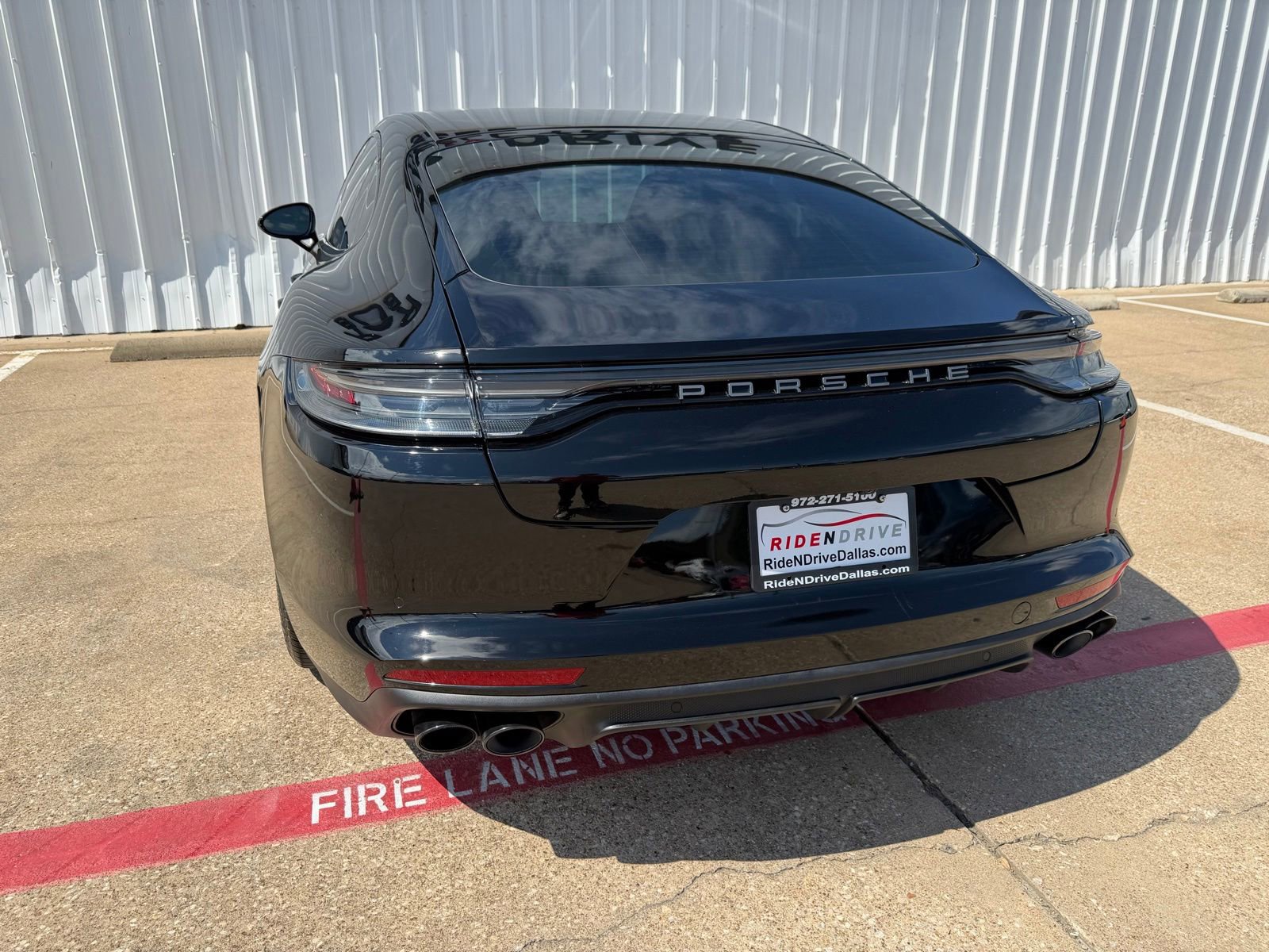 Used 2023 Porsche Panamera 4 Platinum Edition AWD/4WD image 5