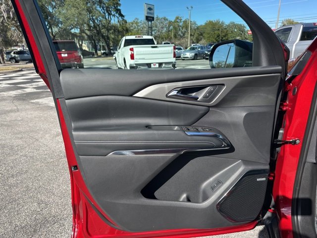 New 2026 Chevrolet Traverse LT w/ Enhanced Driving Package image 12