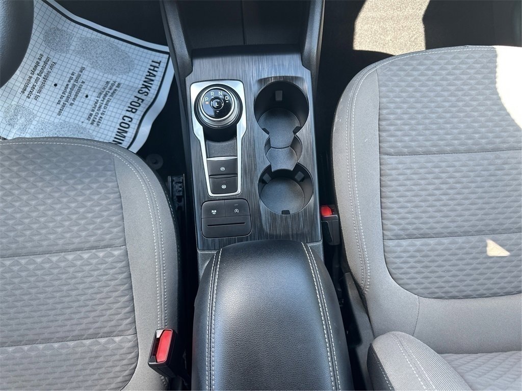 Used 2022 Ford Escape SE image 17