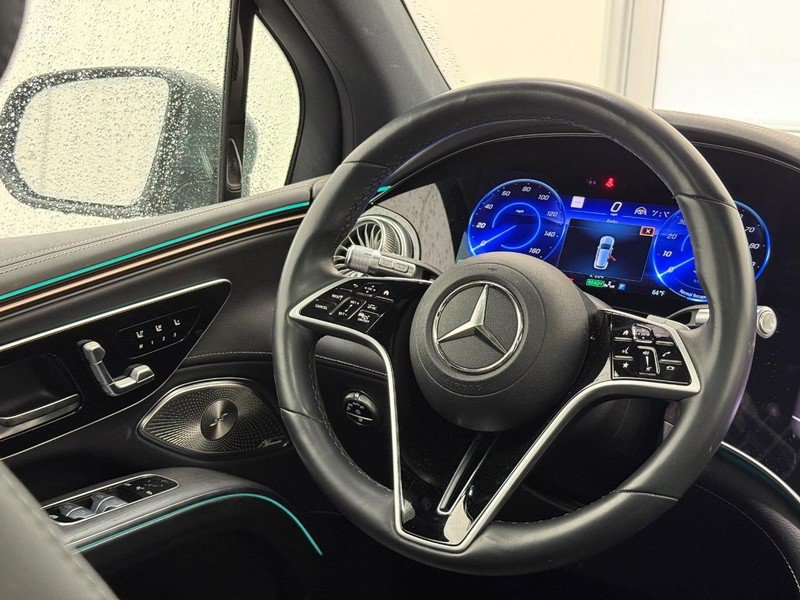 Used 2023 Mercedes-Benz EQS 580 4MATIC SUV image 11