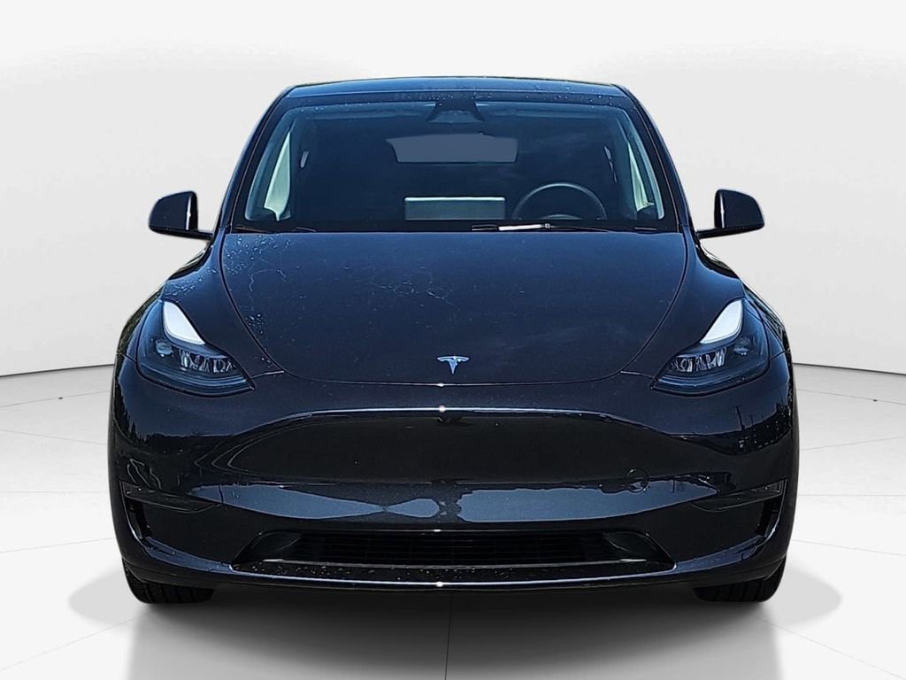 Used 2024 Tesla Model Y Long Range image 11