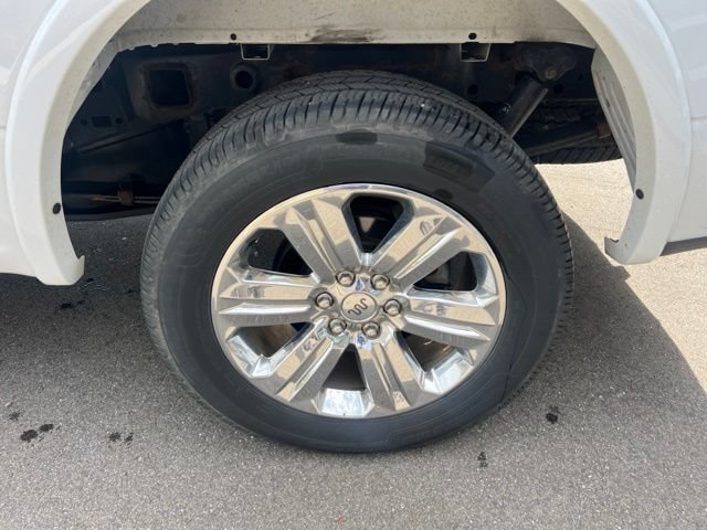 Used 2019 Ford F150 King Ranch w/ Equipment Group 601A Luxury AWD/4WD image 8