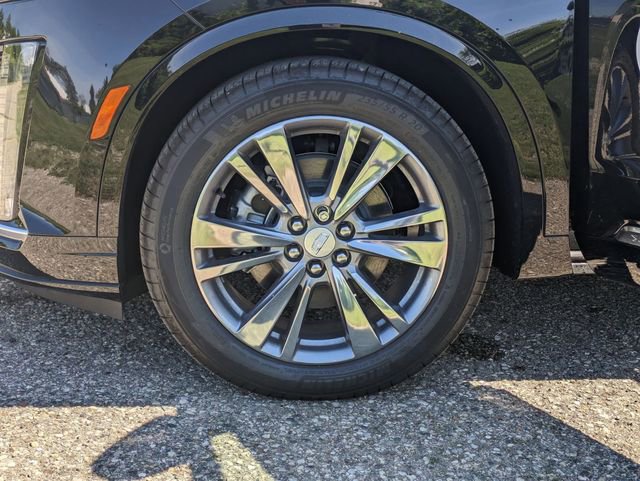 New 2025 Cadillac XT6 Premium Luxury image 28