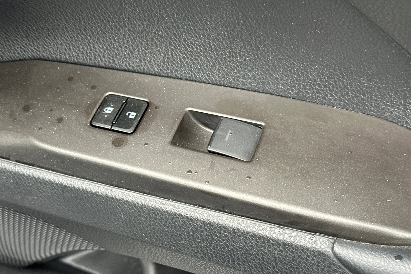 Used 2022 Toyota Camry SE image 21