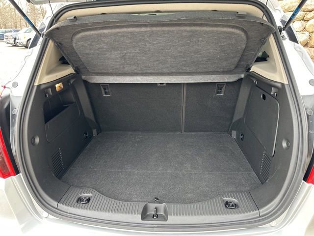Used 2022 Buick Encore Preferred w/ Safety Package AWD/4WD image 24