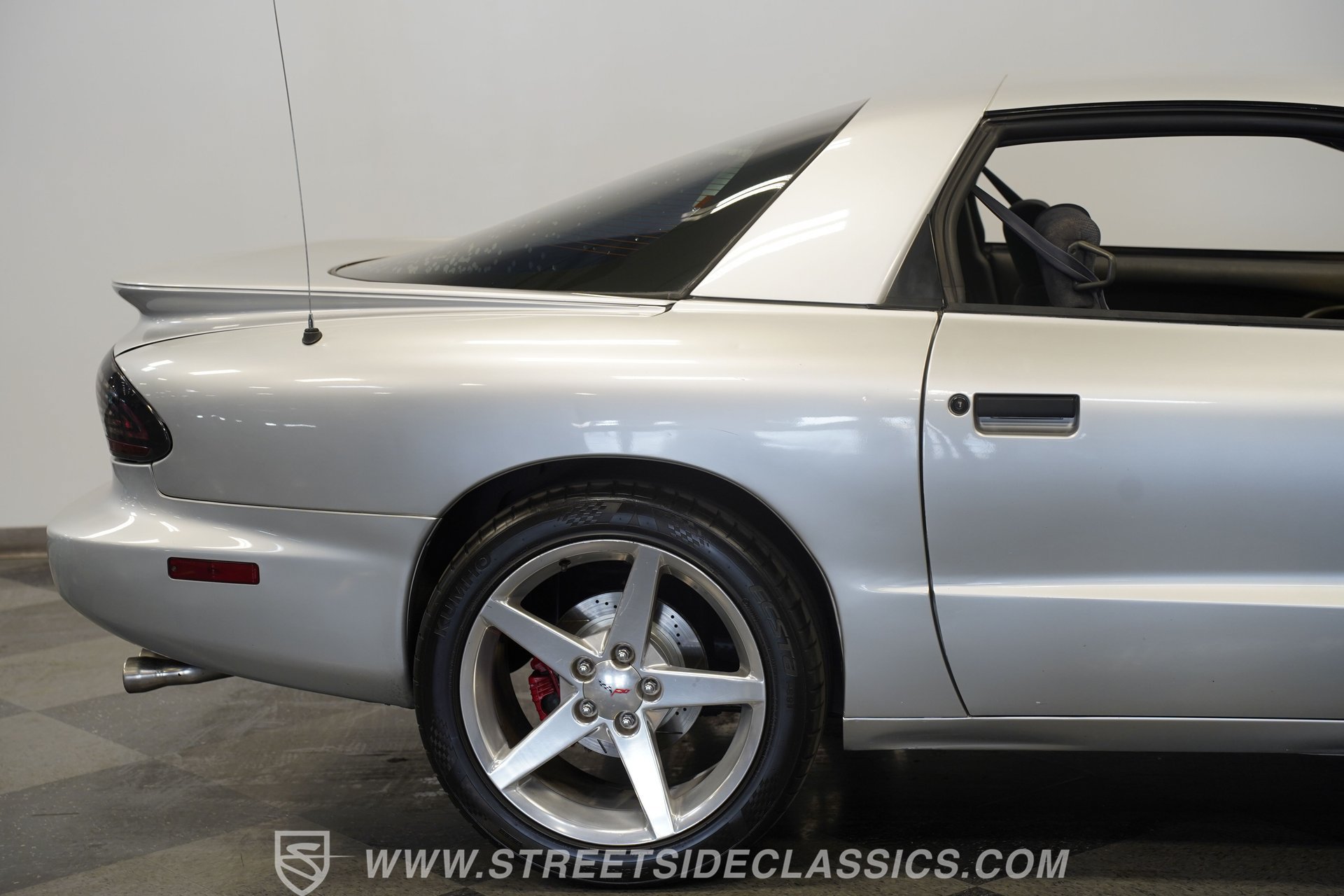 Used 1997 Pontiac Firebird Formula w/ Opt Pkg RWD image 33