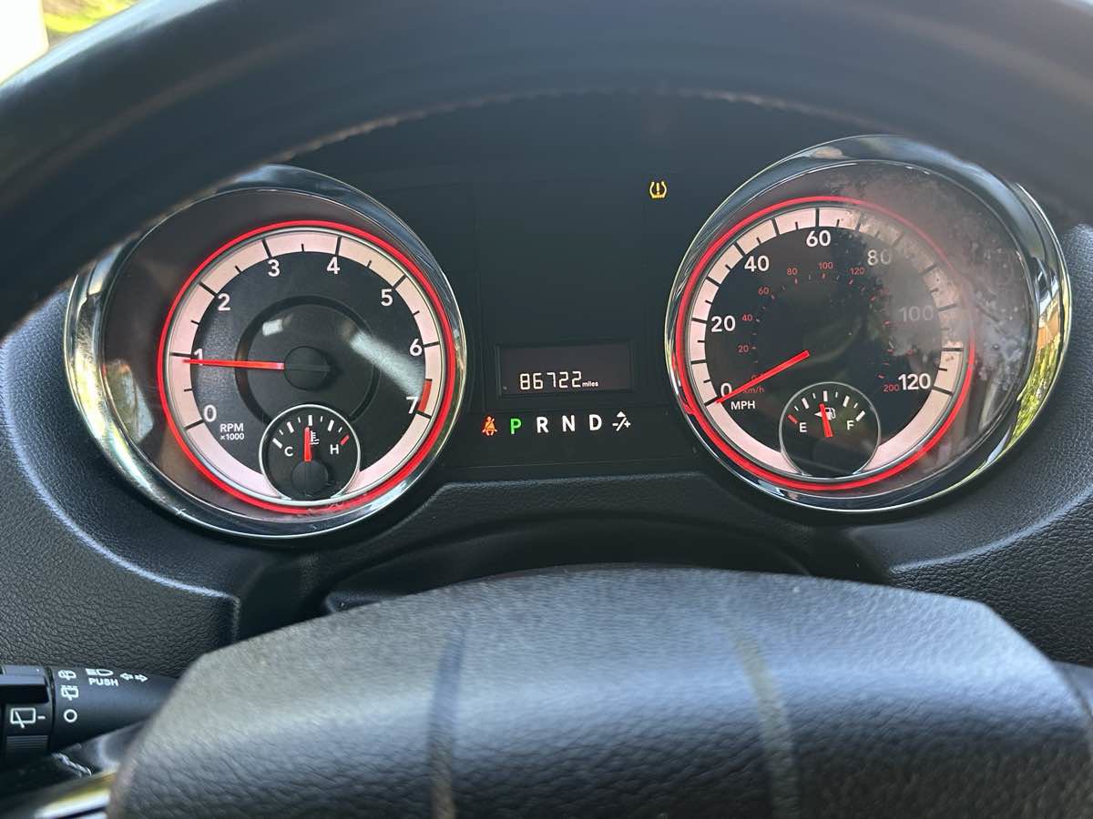 Used 2020 Dodge Grand Caravan SXT FWD image 30
