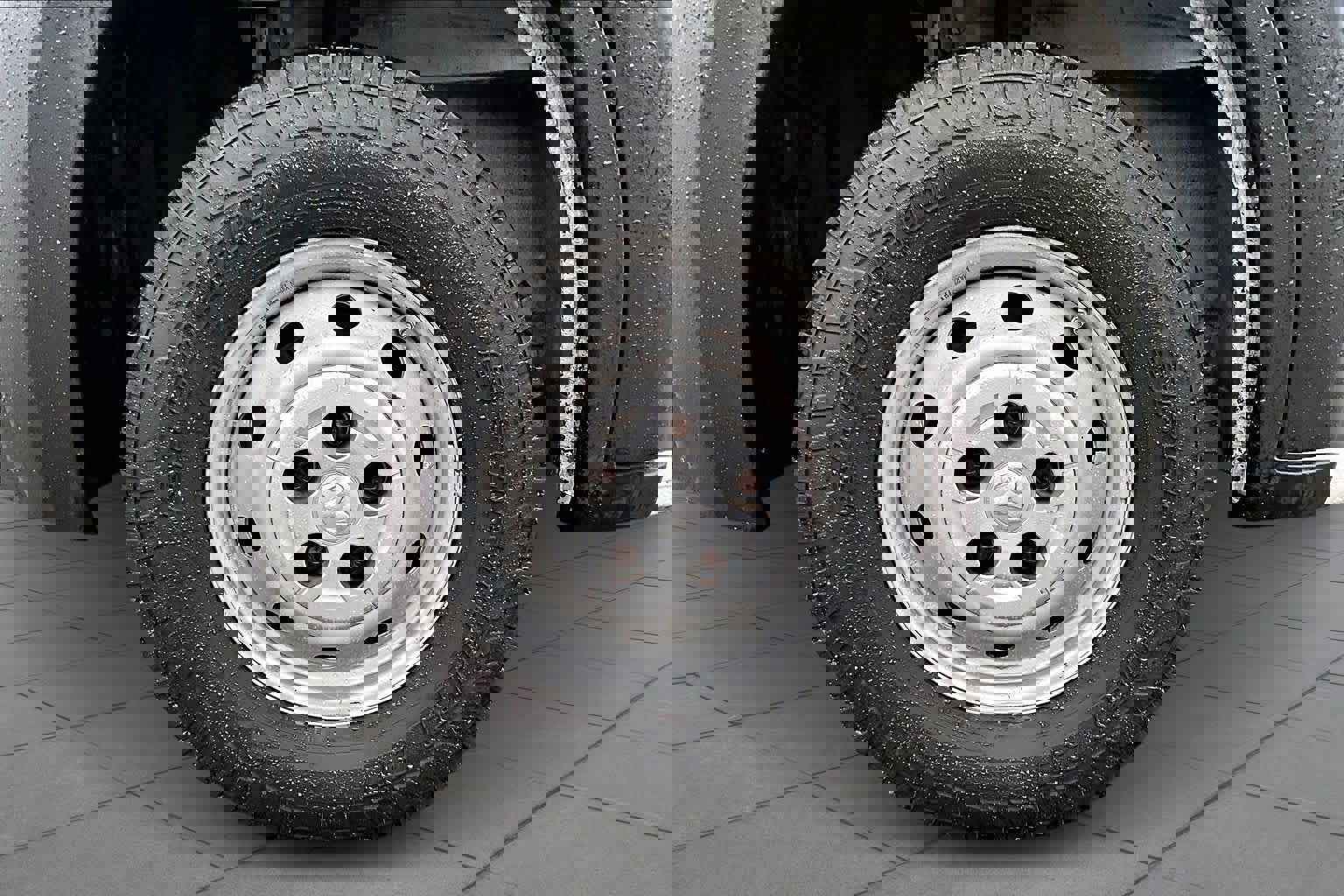 Used 2020 RAM ProMaster 1500 w/ Interior Convenience Group image 10