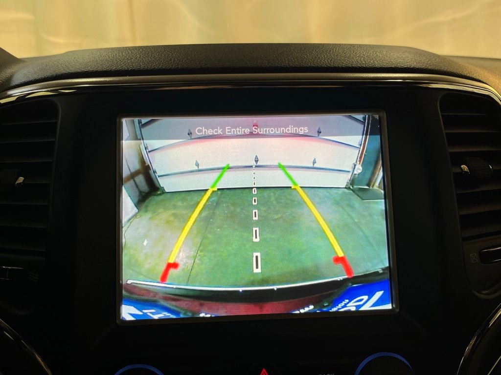 Used 2017 Jeep Grand Cherokee Limited w/ Trailer Tow Group IV image 18