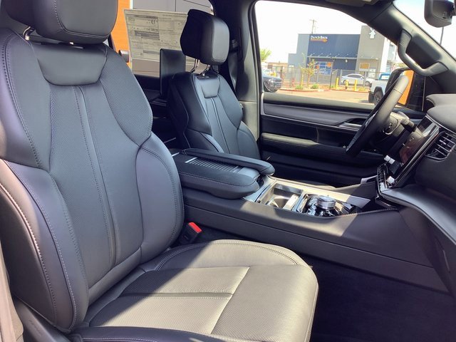 New 2025 Jeep Wagoneer Series II image 44