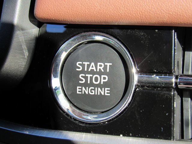 Used 2025 Mitsubishi Outlander SEL AWD/4WD image 21