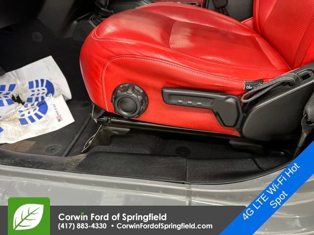 Used 2019 Jeep Wrangler Unlimited Sahara w/ Uconnect 4C Nav & Sound Group image 26