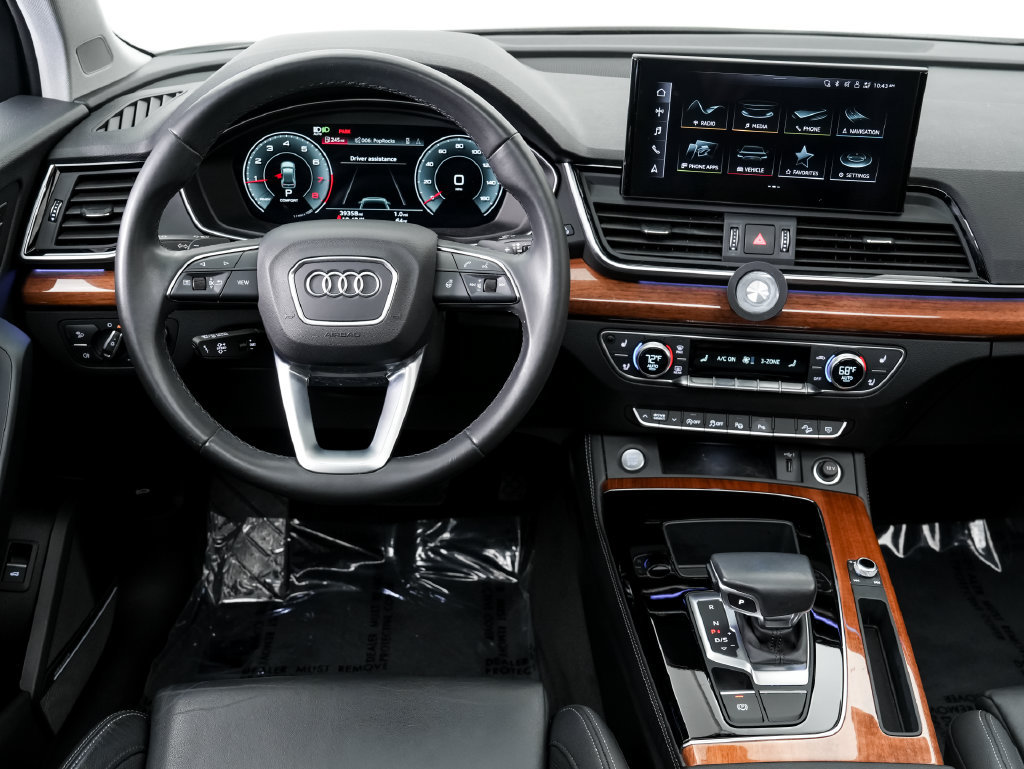 Used 2021 Audi Q5 Prestige w/ Prestige Package AWD/4WD image 16