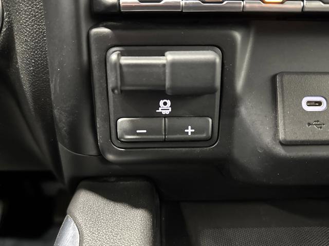 Used 2023 GMC Sierra 2500 AT4 w/ AT4 Preferred Package image 27