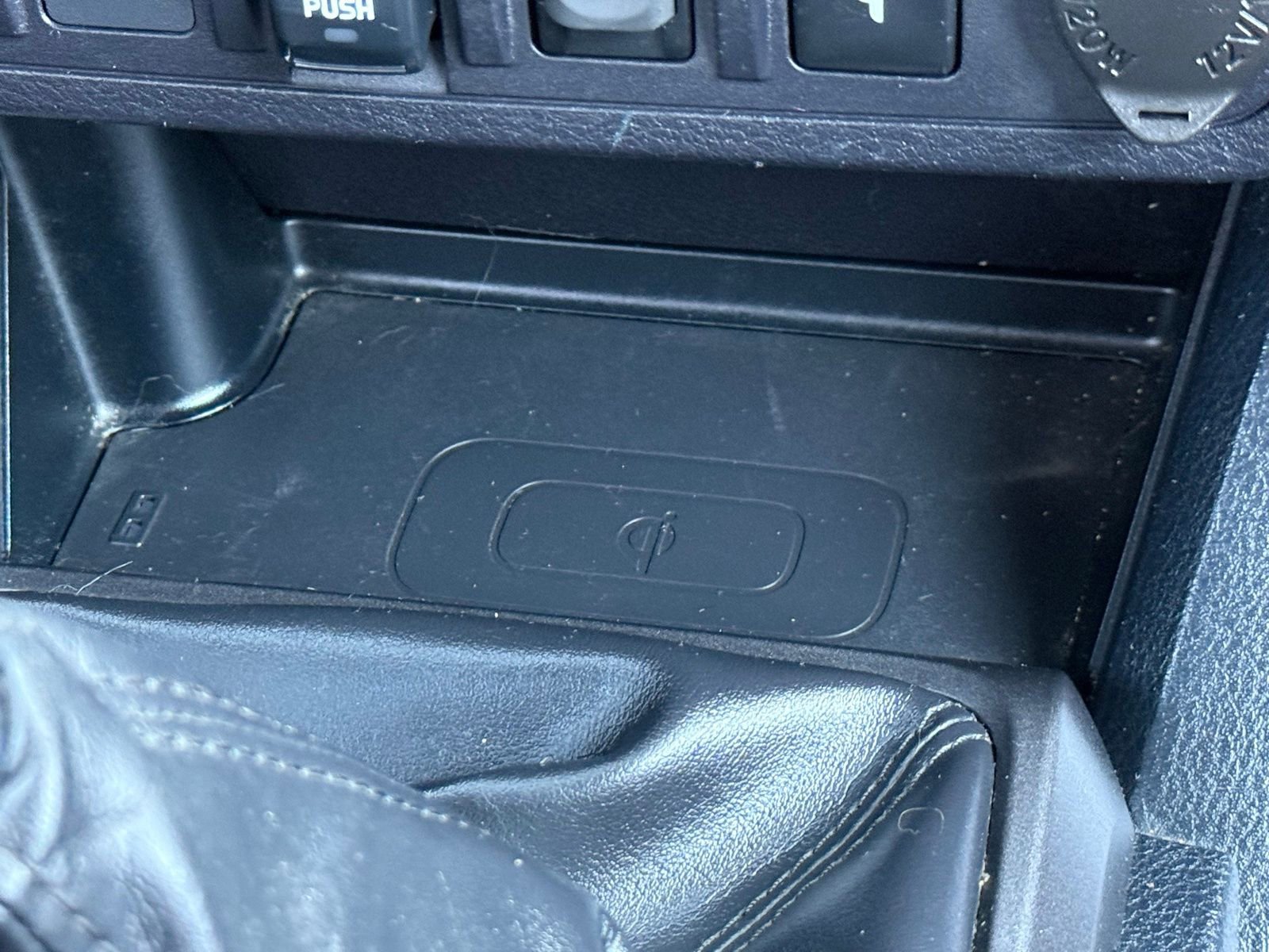 Used 2019 Toyota Tacoma TRD Sport AWD/4WD image 25
