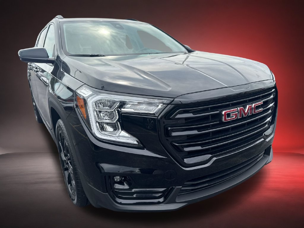 Certified 2023 GMC Terrain SLT w/ Elevation Edition FWD image 3